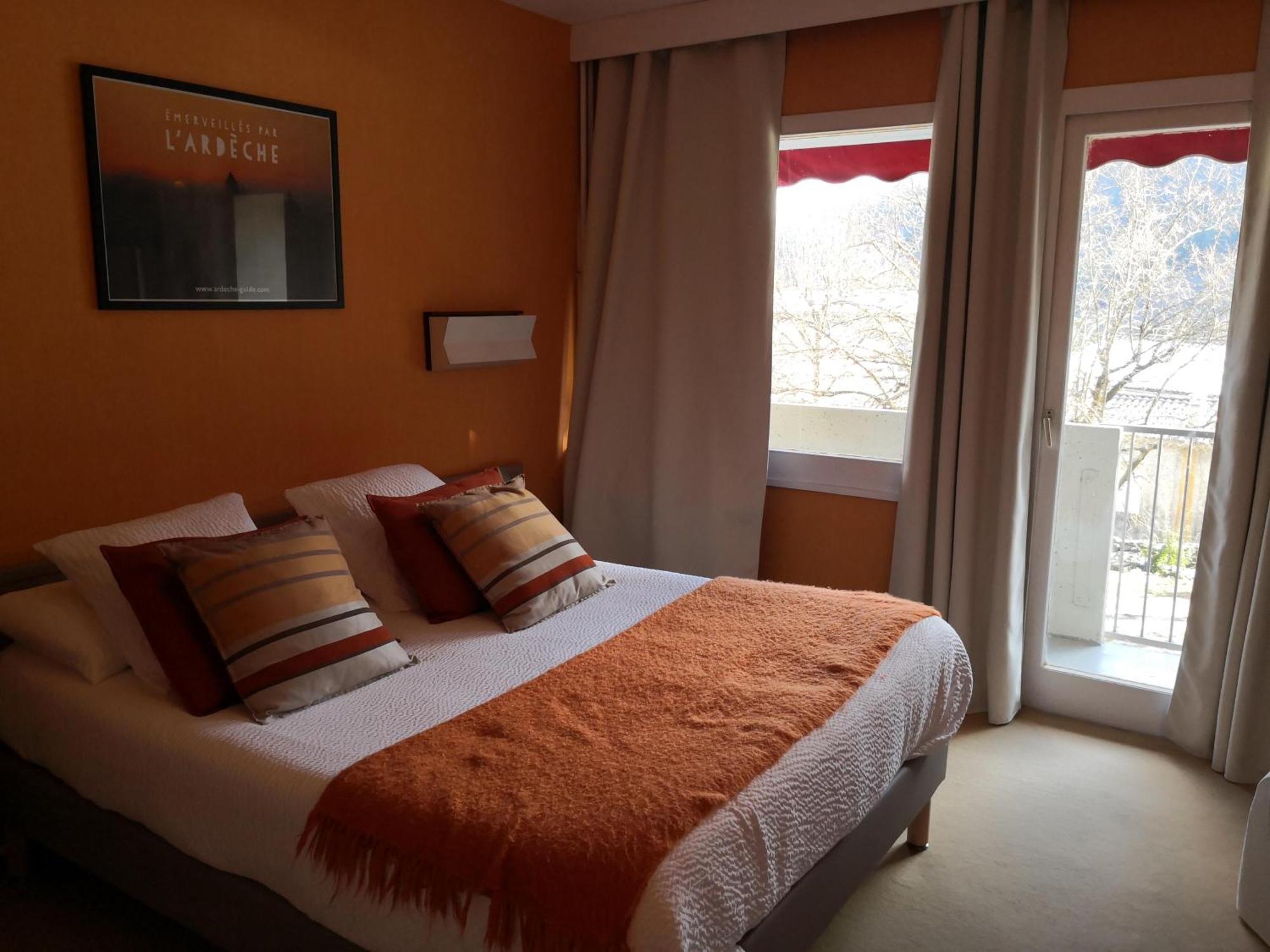 Logis Hotel-Restaurant Le Tanargue Valgorge Eksteriør bilde