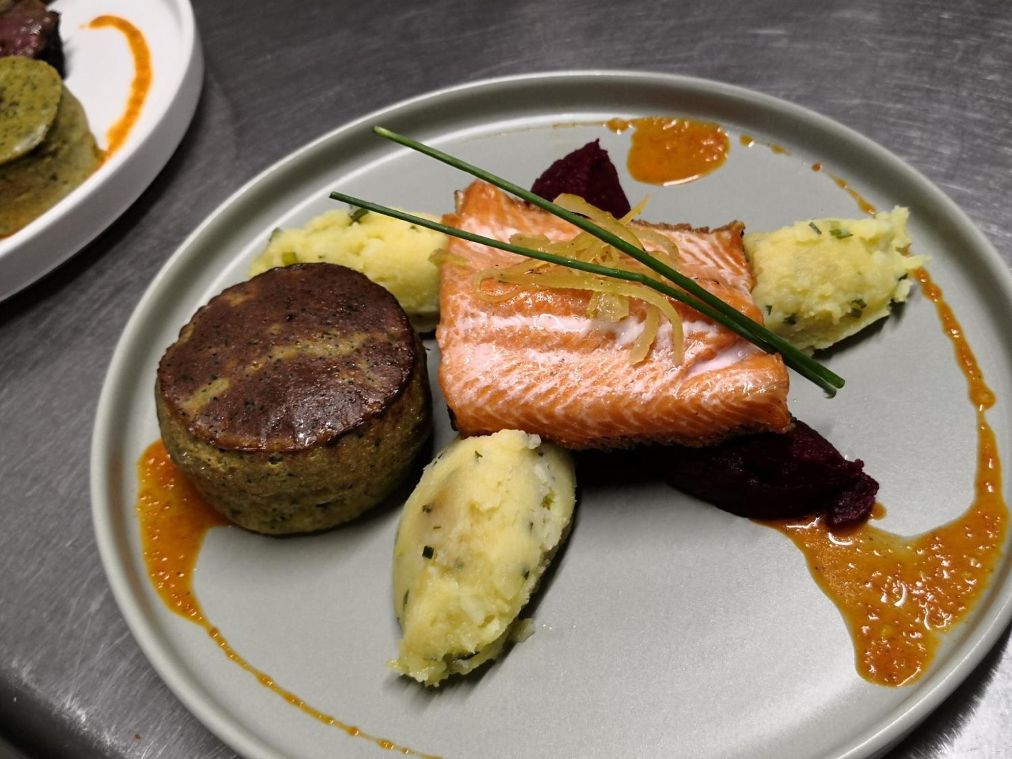 Logis Hotel-Restaurant Le Tanargue Valgorge Eksteriør bilde